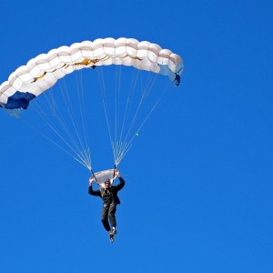 ayx_戴维斯复出倒计时！独行侠官方社媒发布训练特写引热议