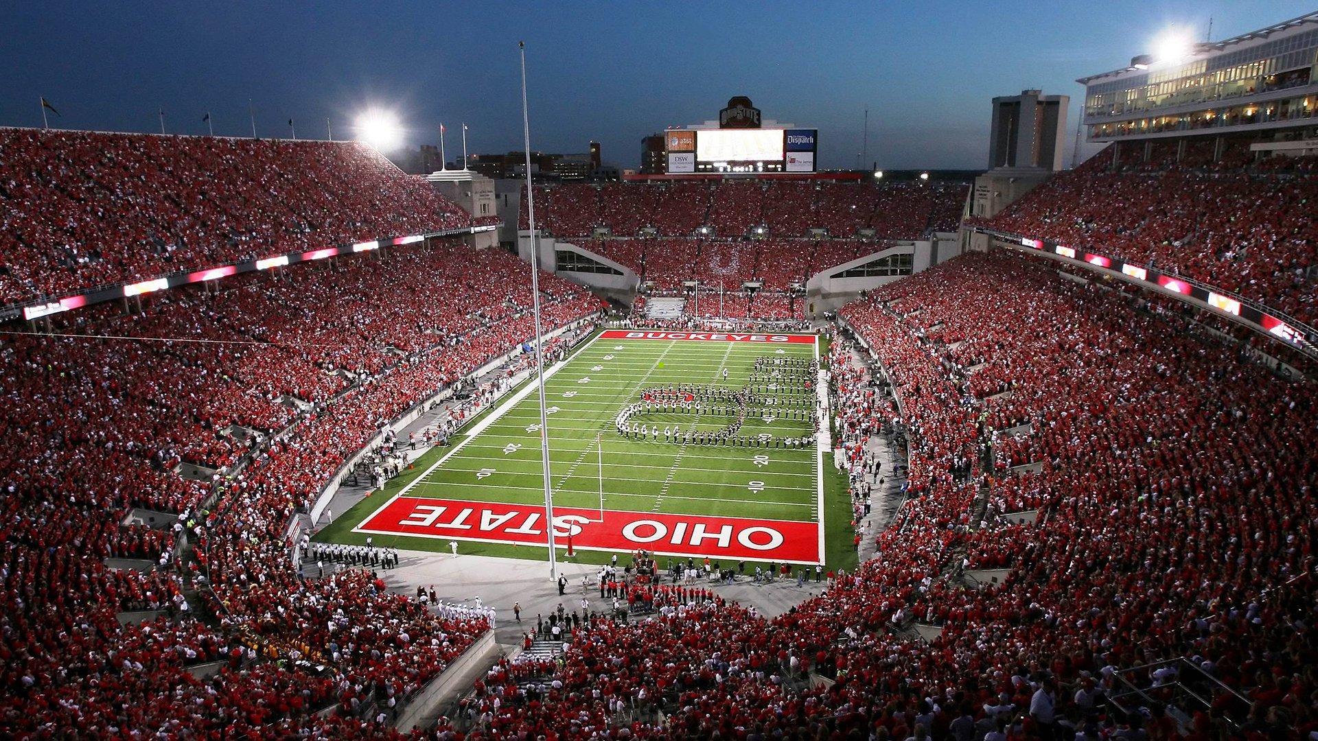 欧洲双雄惊险过关，德国与荷兰同步跻身世界杯决赛圈