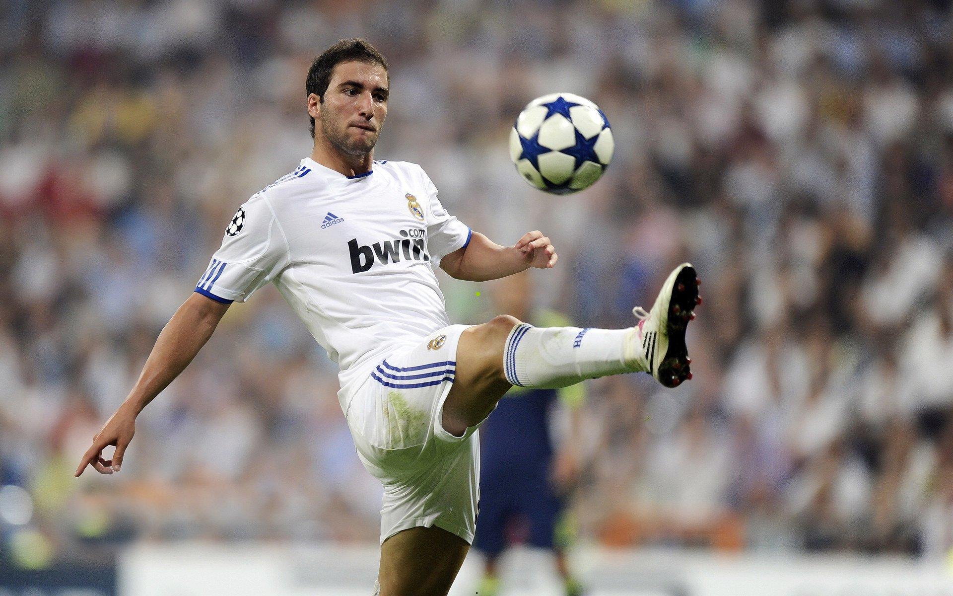 哈里-凯恩本赛季状态爆棚，仅两场未参与进球，英格兰前锋再创生涯新高